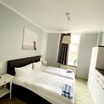 Apostel Guest house 3*