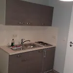 Apostel Πανσιόν 3*