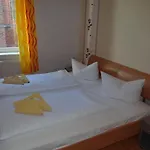 Apostel Guest house 3*