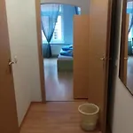 Apostel Πανσιόν 3*